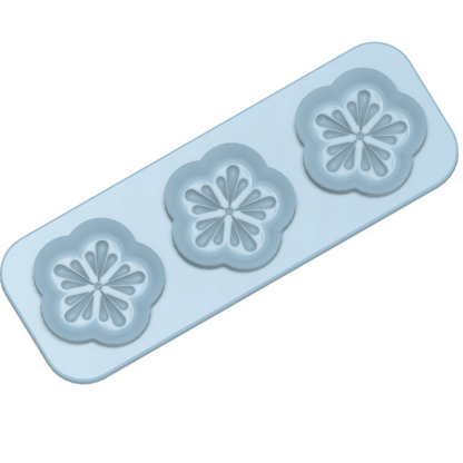 Trio Steamer Daisy Shaped and Design Plates