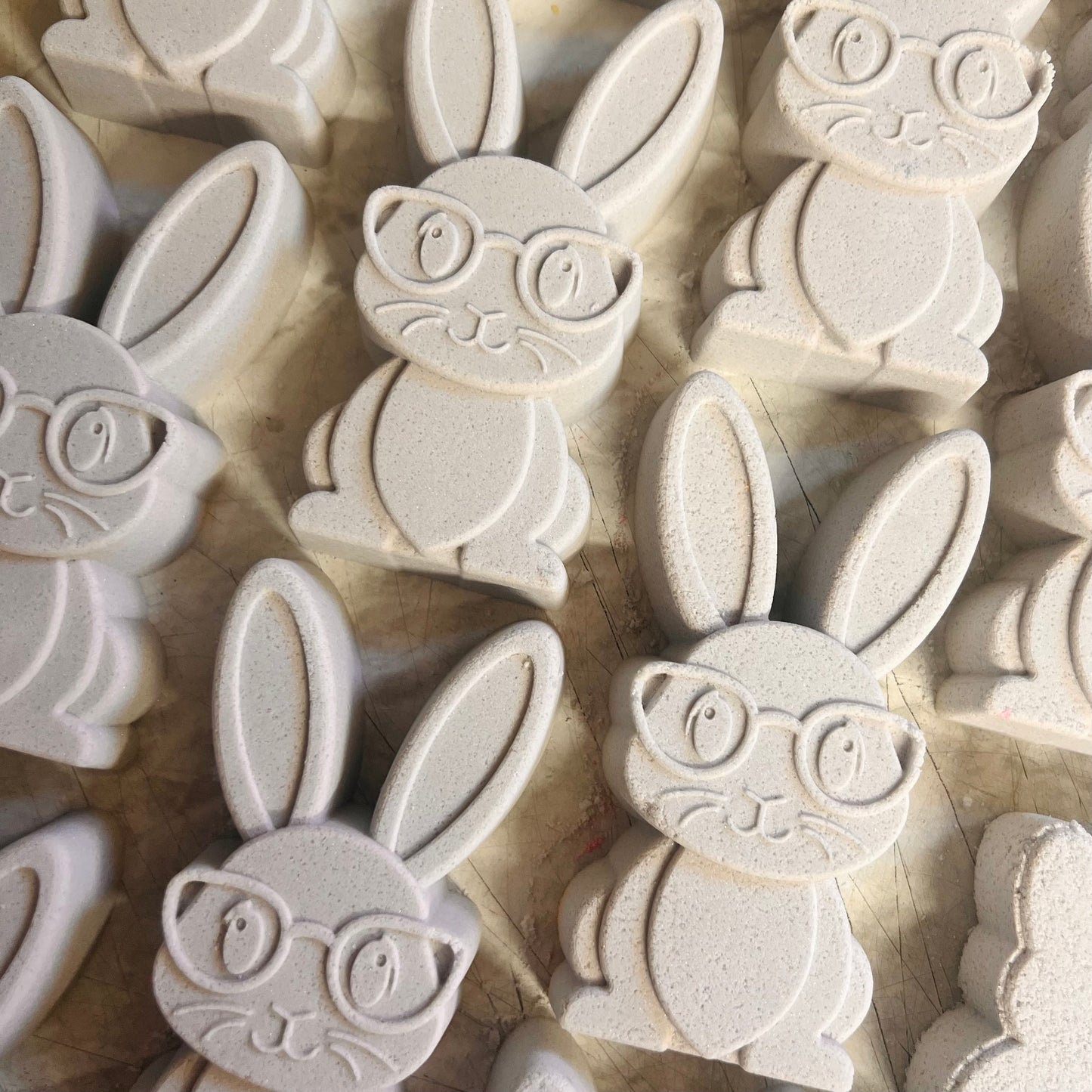 EA26 Inquisitive Bunny Hybrid Mould (3D Printed)