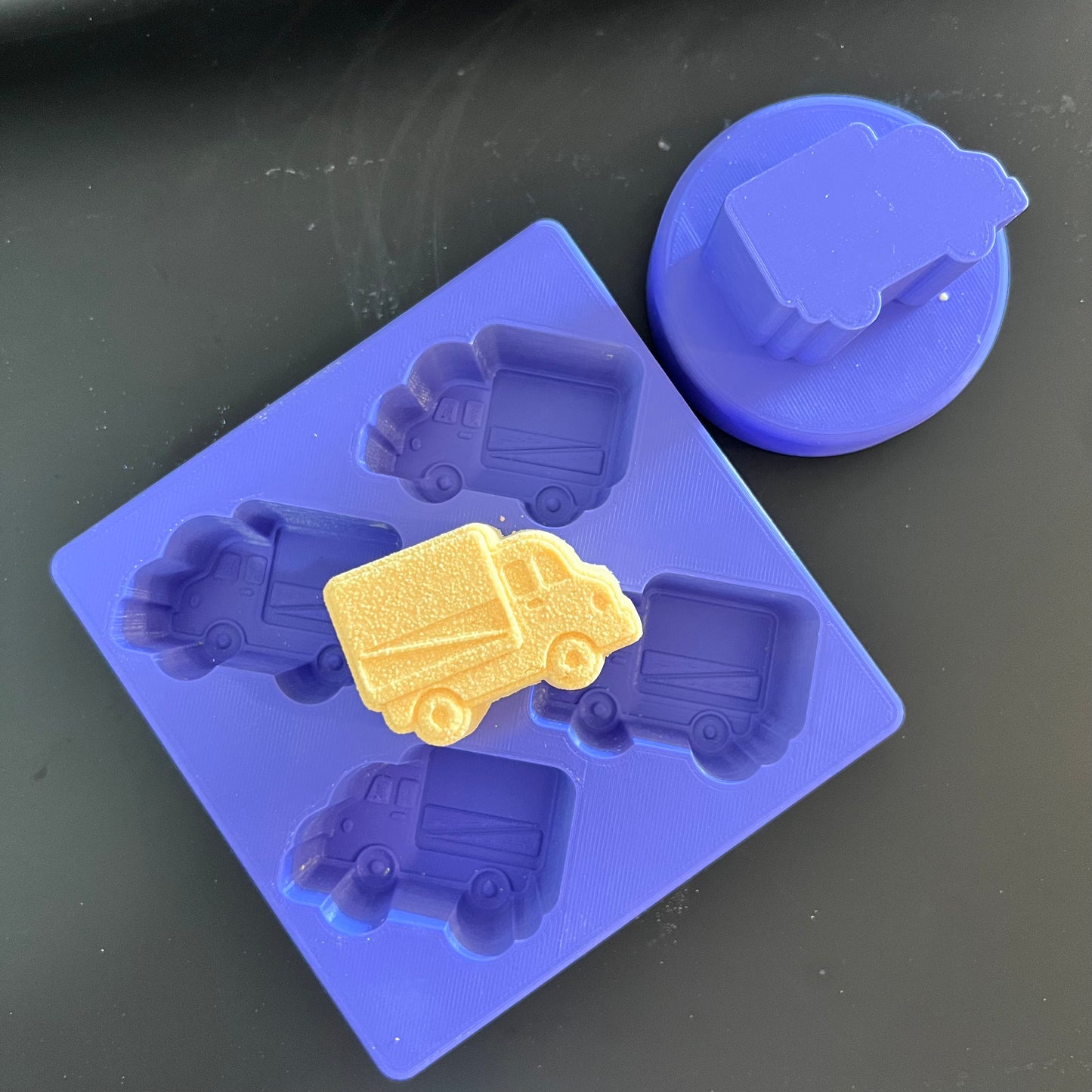 Transport COLLECTION Toddler Moulds with plungers
